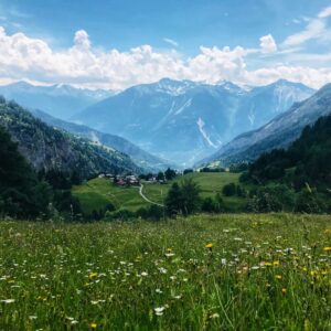 Die Gemsfreiheit am Fusse der Gemmi mit Rainer Reini von simply.hiking