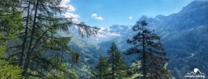 Die Gemsfreiheit am Fusse der Gemmi mit Rainer Reini von simply.hiking breit