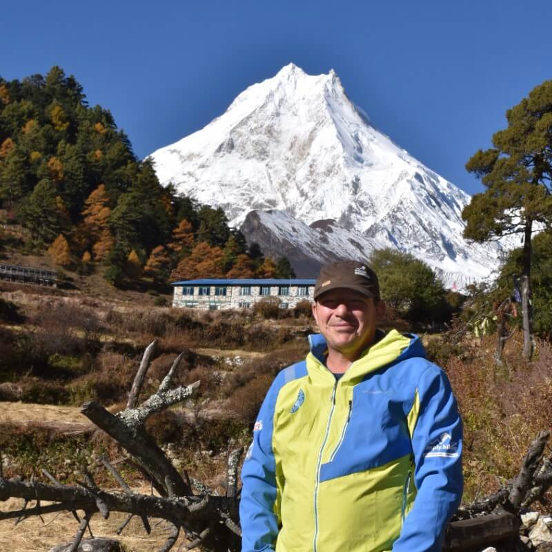 Etappenweise um den Berg der Seele Manaslu Circuit Trekking Nepal mit Rainer von simply.hiking simply.happy