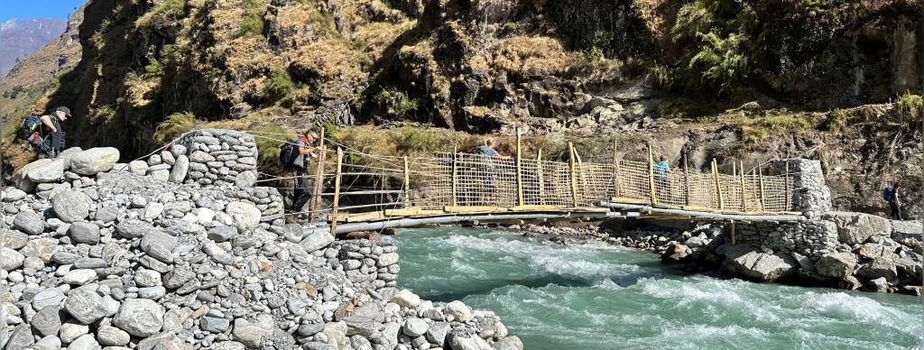 Etappenweise um den Berg der Seele Manaslu Circuit Trekking Nepal mit Rainer von simply.hiking