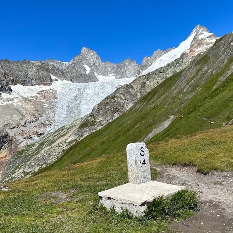 Südalpen Courmayeur Rifugio Bonatti Mont-Blanc TMB Aostatal Chamonix mit Reini von simply.hiking