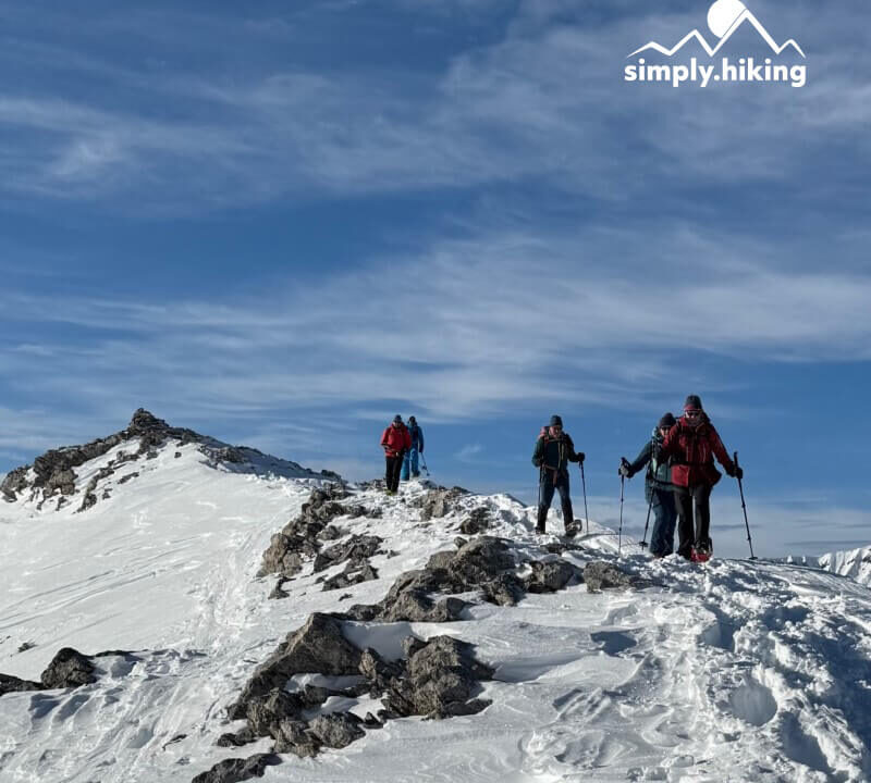 Oster-Schneeschuhtage Lämmerenhütte SAC im alpinen Ambiente praktische Lawinenkunde mit Reini von simply.hiking