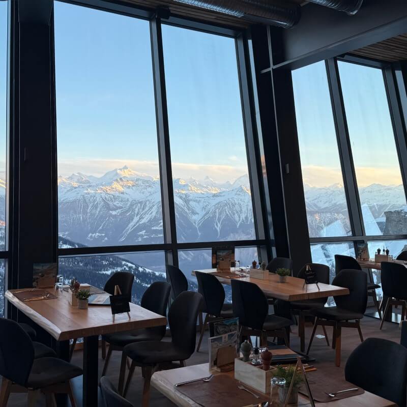 Bartgeier-Trekking - Schneeschuhtage im alpinen Ambiente mit Reini von simply.hiking Hockenhorn 3000PLUS 3293 Lötschenpasshütte 2690 - Gitzifurgga 2912 - Gemmilodge 2350 - Lämmerenhütte 2502 - Sunnbüel 1932