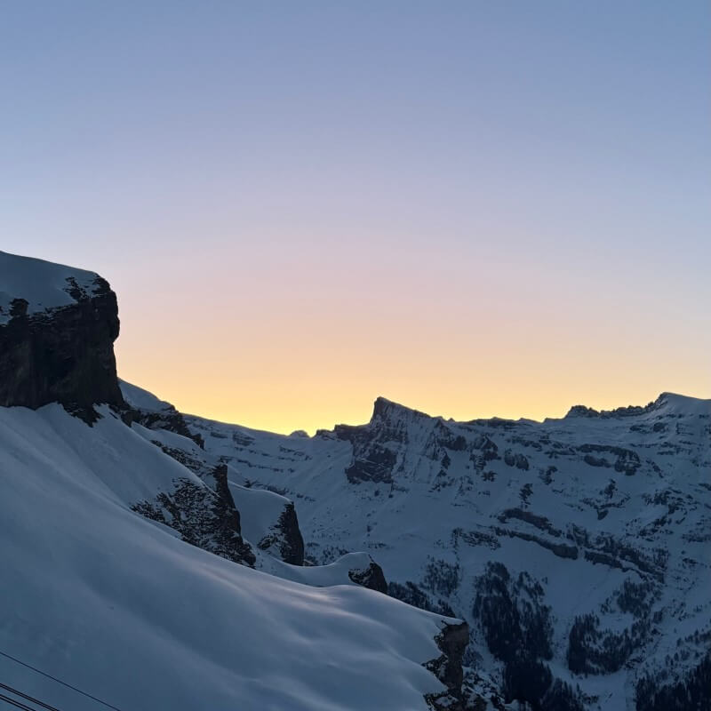 Bartgeier-Trekking - Schneeschuhtage im alpinen Ambiente mit Reini von simply.hiking Hockenhorn 3000PLUS 3293 Lötschenpasshütte 2690 - Gitzifurgga 2912 - Gemmilodge 2350 - Lämmerenhütte 2502 - Sunnbüel 1932