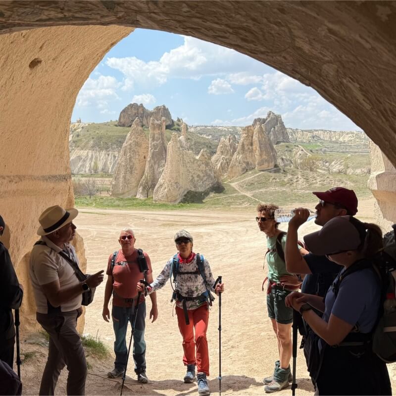 Kappadokien Türkei - von Felsenkirchen und Höhlenwohnungen, Feenkamine und Zwergenmützen mit Reini von simply.hiking